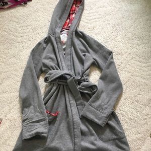 Aerie Robe